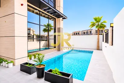 Custom-Built | Vastu | Corner & Single Row