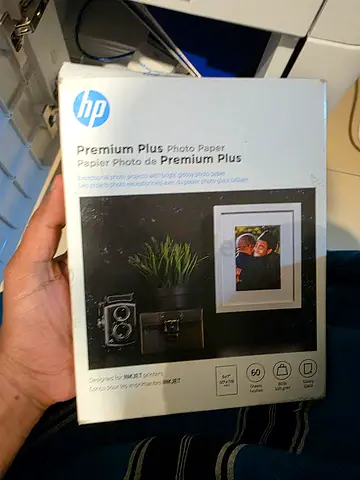 HP Premium Plus Photo Paper - Glossy, (sealed pack)