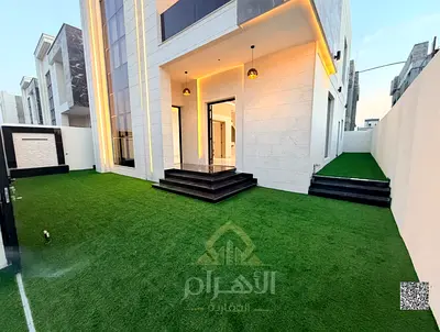 فيلا للبيع من المالك مباشر تملك حر لي جميع الجنسيات السعر مقابل المسجد