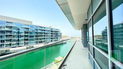 SEA VIEW | BALCONY | Bateen | Near Corniche |