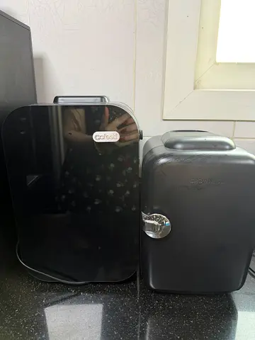 Kalert E70 commercial coffee Machine&Milk Chiller - additional supply of 1 Year Coffee beans Black