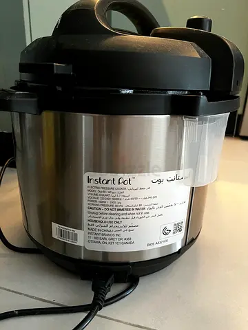 Instant Pot Duo 60 7-in-1 Electric Pressure Cooker (6QT / 5.7L) - Excellent Condition