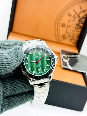 TAG HEUER aquahacer mens watch
