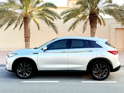 2021 Infiniti QX50 照片 2
