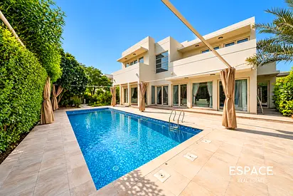 Huge 5 bed home | Renovation project | VOT
