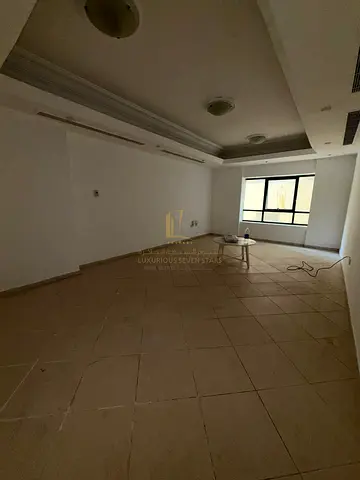 🏡 فرصة مميزة للبيع في المجاز 3 – الشارقة