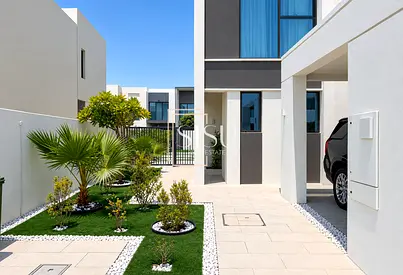 Single Row | Landscaped | 4 cheques