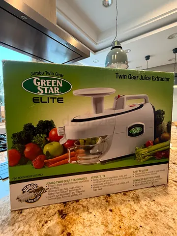 Tribest Green Star Elite GSE-5300-220V Deluxe Jumbo Twin Gear Juice Extractor with Pasta Maker Set