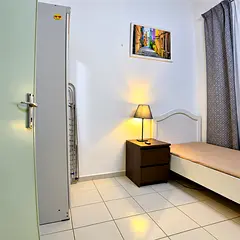 Clean and neat partition for rent in FRANCE CLUSTER