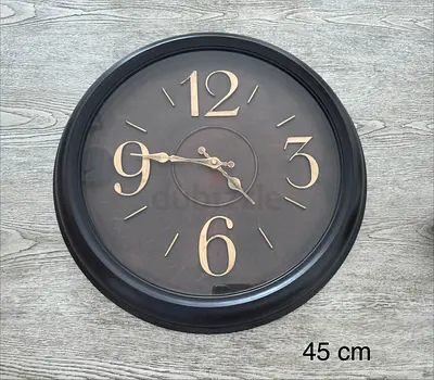 Large 45cm Round Wall Clock – Dark Frame with Gold Numerals