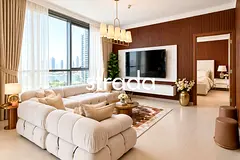 Fully Furnished | Upgraded | Skyline Views