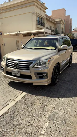 Lexus LX 570 Sport 2013 GCC Specs