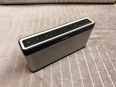 Bose SoundLink III Portable Bluetooth Speaker (Model 414255) + Charger