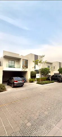 Spacious 3BR Townhouse | Private Garden | Maid's Room | Family Comfort in Al Zahia