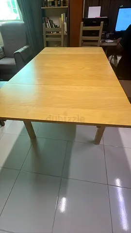 Wooden Table Dine-in Extendable