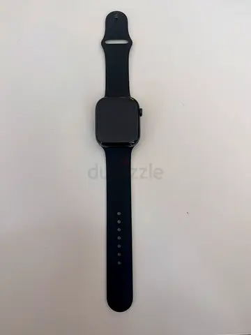 Apple watch series 10 - 46 MM GPS Black Sport Band and two more bands (Apple Original)