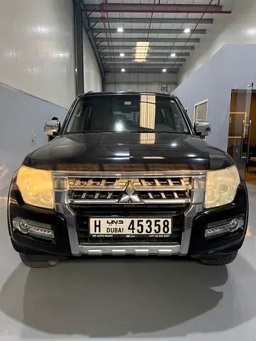 2015 Mitsubishi Pajero GLS Top Line GCC Specs