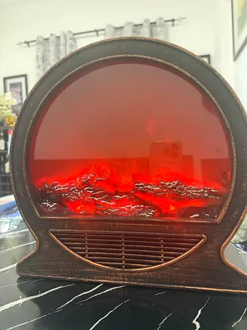 Vintage-style Electric Fireplace Heater with Realistic Flame Effect