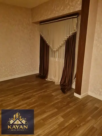 Two-story villa for rent in Al Salama, Umm Al Quwain, featuring 3 bedrooms, a majlis, and a maid’s room; available at an attractive price with payment