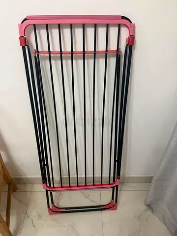 Clothes drying rack