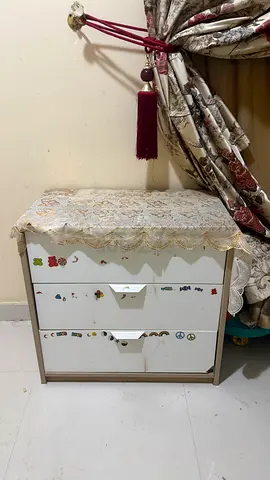 Small 3-Drawer Chest / Nightstand - White