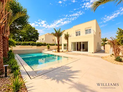 FULLY RENOVATED | PRIVATE LOCATION | LARGE PLOT