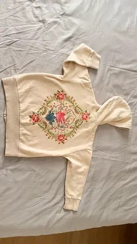 set.Top, pants and hoodie for girls.