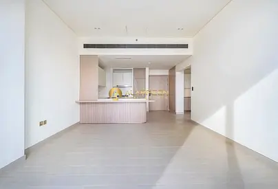 TOWNHOUSE FEEL|BIG LAYOUT|CHILLER FREE|BRAND NEW