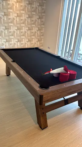 Knightshot 8ft wooden pool/Billiards table with table top