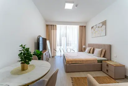 تصميم مشرق | مفروش بالكامل | بدون ثلاجة