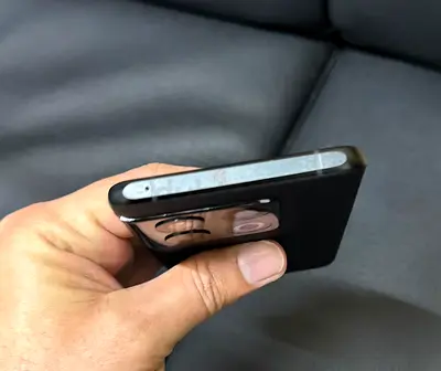 OnePlus 10 pro 5G - Storage 128GB, Ram 8+4GB, very good condition.