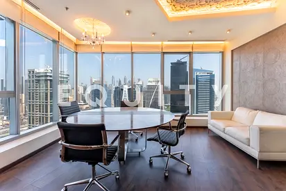 Vacant Now | Corner Unit | High Floor Office
