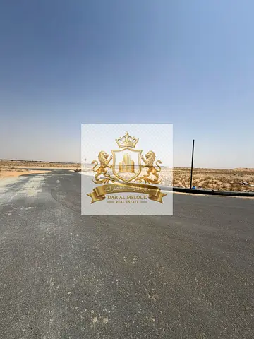 فرصة مميزة للبيع في الشارقة –السحمه ارض سكينه ٢٤٢٢ قدم تملك حر للعرب