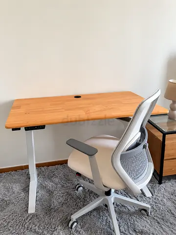 Height-Adjustable Wooden Top Desk with Ergonomic Office Chair - new