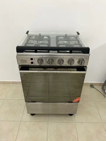 Super General 4-burner gas cooker with oven SGC601FS - collect by Tue 27 Oct