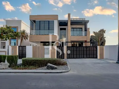 Premium Villa|High Ceiling |Ready to Move!