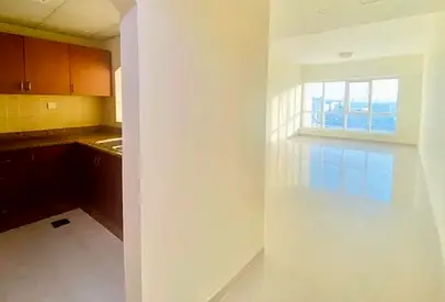 Available I Unfurnished I Perfect Quality