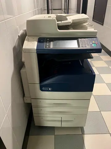 Xerox WorkCenter 7855 in a good condition. Selling cheap due to travel...