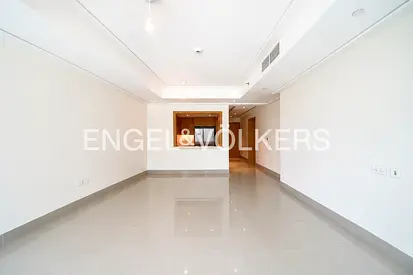 Fountain & Burj View | Large Layout | Maintained