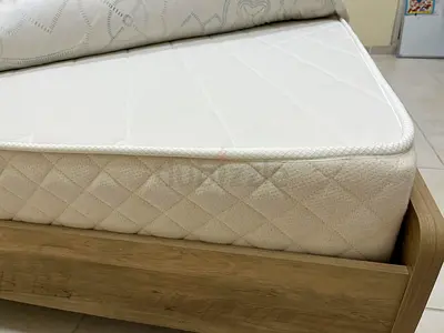250 AED Mattress Prime Med. Special super firm Turnable 20 cm height - 180*200 White - 2