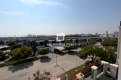 Huge Layout | Community View | Flexible Cheque