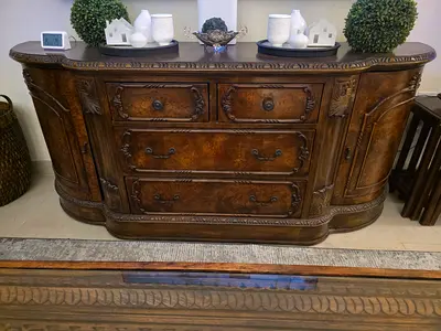 TV cabinet