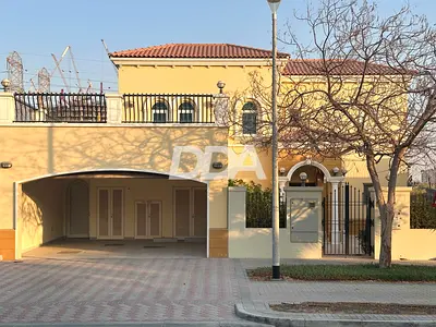 CORNER UNIT | SINGLE ROW | GREAT OPPORTUNITY