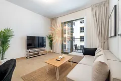 FULLY FURNISHED | COMMUNITY VIEW | QUIET