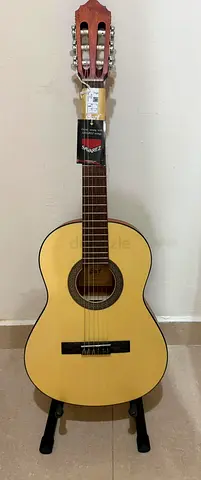 Cort AC 200 3/4 size - Brand New