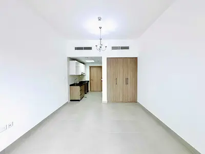 LAVISH | STUDIO | BALCONY | POOL | GYM | PARKING | ONLY FAMILY
