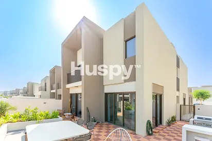 Furnished | Upgraded | Large Layout