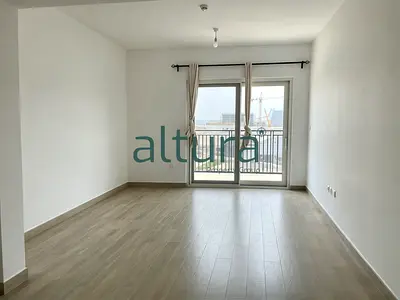 Prime 1BR | Sea World View | Direct Pool Access