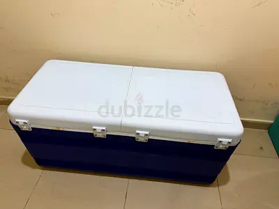 Cosmoplast coolbox 144 litres