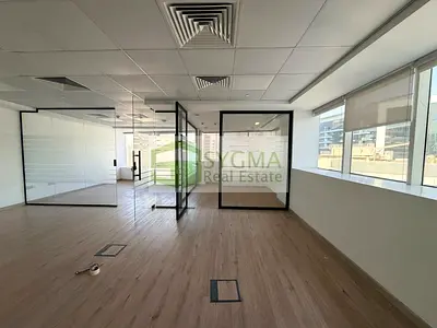 FITTED OFFICE| HIGH FLOOR |READY TO MOVE IN